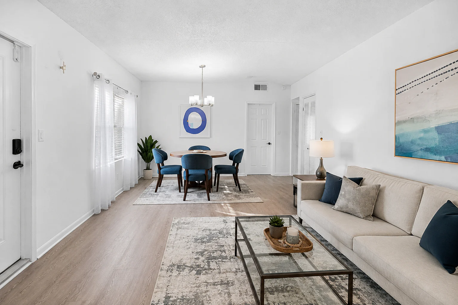 Move-in-ready furnished Boca STR living and dining space